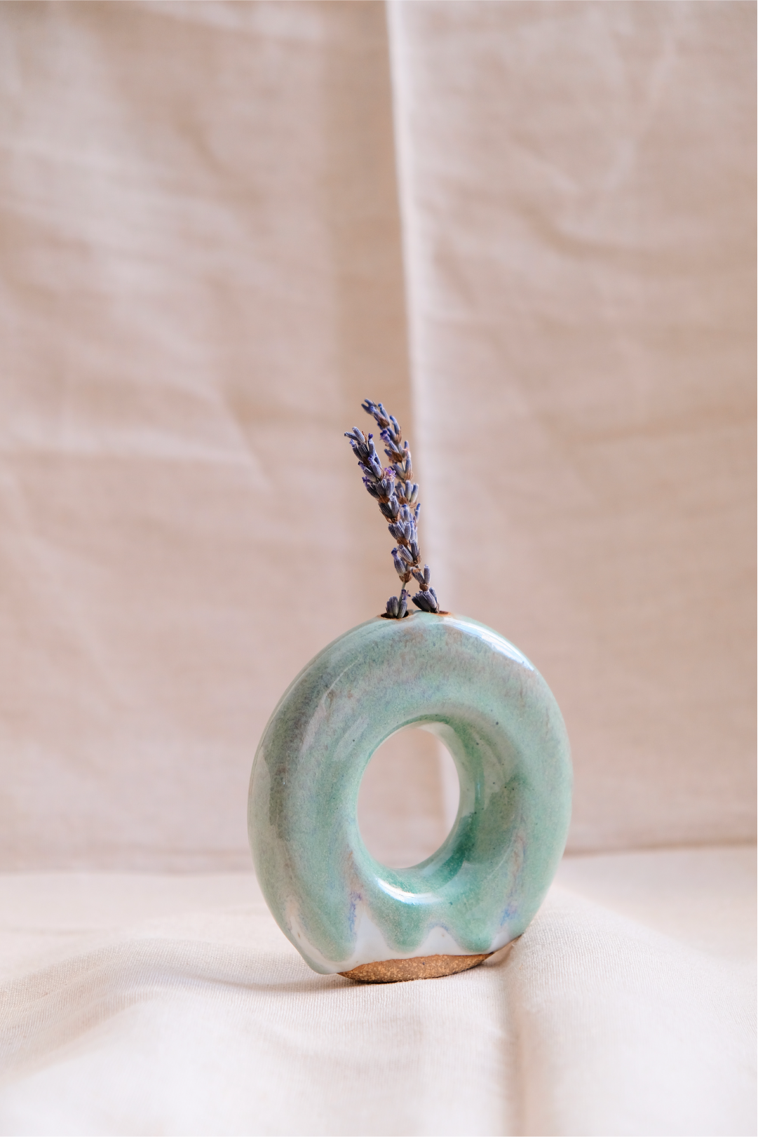 Donut Vase: Melty Green